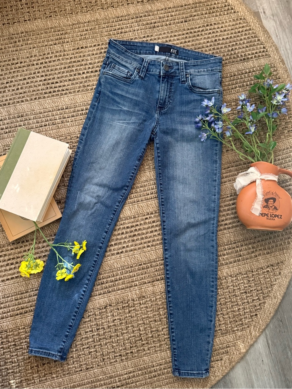 🔹KUT from the Kloth Connie Skinny Jeans, 0